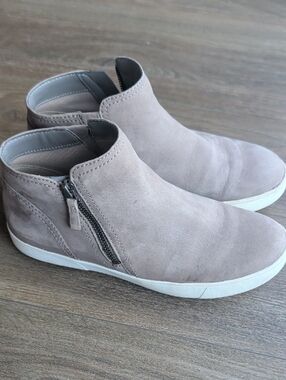 Naturalizer Taupe Leather Zip Ankle Sneaker